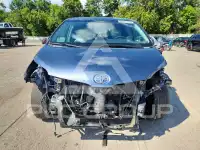 2017 Toyota SIENNA photo