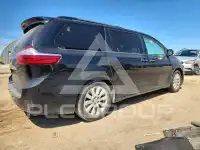 2017 Toyota SIENNA photo