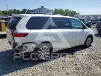 2017 Toyota SIENNA фото