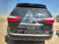 2017 Toyota SIENNA photo