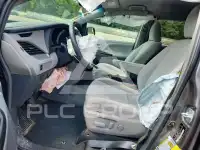 2017 Toyota SIENNA фото