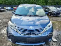 2017 Toyota SIENNA фото