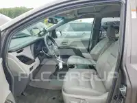 2017 Toyota SIENNA фото