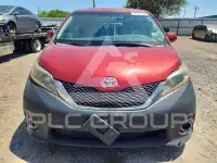2017 Toyota SIENNA фото