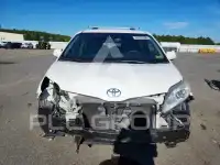 2017 Toyota SIENNA фото