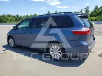 2017 Toyota SIENNA фото