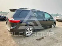 2017 Toyota SIENNA фото