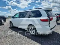 2017 Toyota SIENNA фото