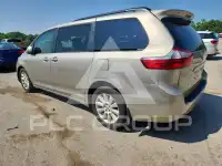 2017 Toyota SIENNA фото