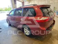 2017 Toyota SIENNA photo