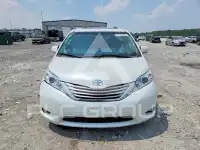 2017 Toyota SIENNA фото