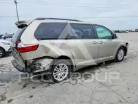 2017 Toyota SIENNA фото