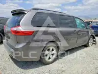 2017 Toyota SIENNA photo
