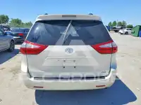 2017 Toyota SIENNA фото
