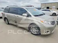 2017 Toyota SIENNA фото