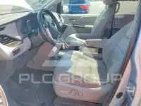 2017 Toyota SIENNA фото