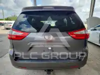 2017 Toyota SIENNA фото