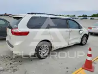2017 Toyota SIENNA фото
