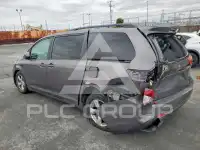 2017 Toyota SIENNA photo