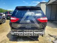 2017 Toyota SIENNA фото