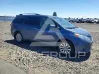 2017 Toyota SIENNA фото