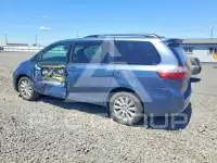 2017 Toyota SIENNA фото