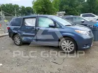 2017 Toyota SIENNA фото