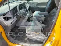 2017 Toyota SIENNA photo