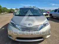 2017 Toyota SIENNA фото