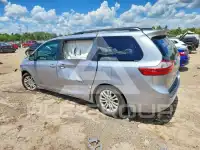 2017 Toyota SIENNA photo