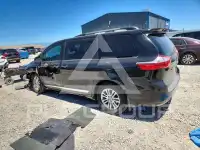 2017 Toyota SIENNA фото