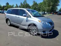 2017 Toyota SIENNA фото