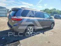 2017 Toyota SIENNA фото