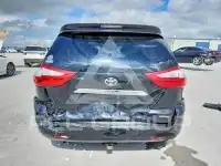 2017 Toyota SIENNA photo