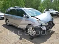 2017 Toyota SIENNA фото