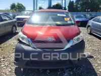 2017 Toyota SIENNA photo