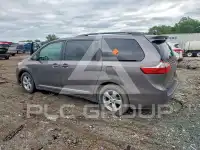 2017 Toyota SIENNA фото