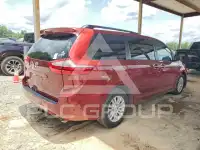 2017 Toyota SIENNA photo
