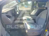 2017 Toyota SIENNA фото