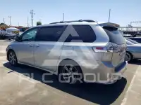 2017 Toyota SIENNA фото