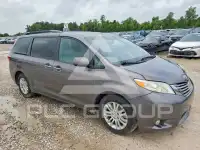 2017 Toyota SIENNA фото