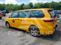 2017 Toyota SIENNA photo
