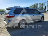 2017 Toyota SIENNA фото