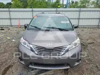 2017 Toyota SIENNA фото