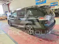 2017 Toyota SIENNA фото
