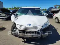 2017 Toyota SIENNA фото