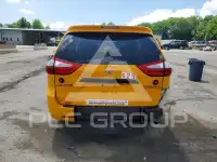 2017 Toyota SIENNA photo