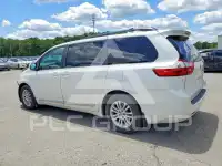 2017 Toyota SIENNA фото