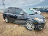 2017 Toyota SIENNA фото
