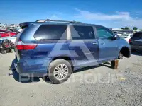2017 Toyota SIENNA фото